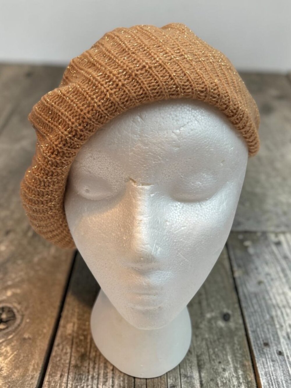Metallic Gold Knit Beret Hat Lightweight Womens Accessory Vintage